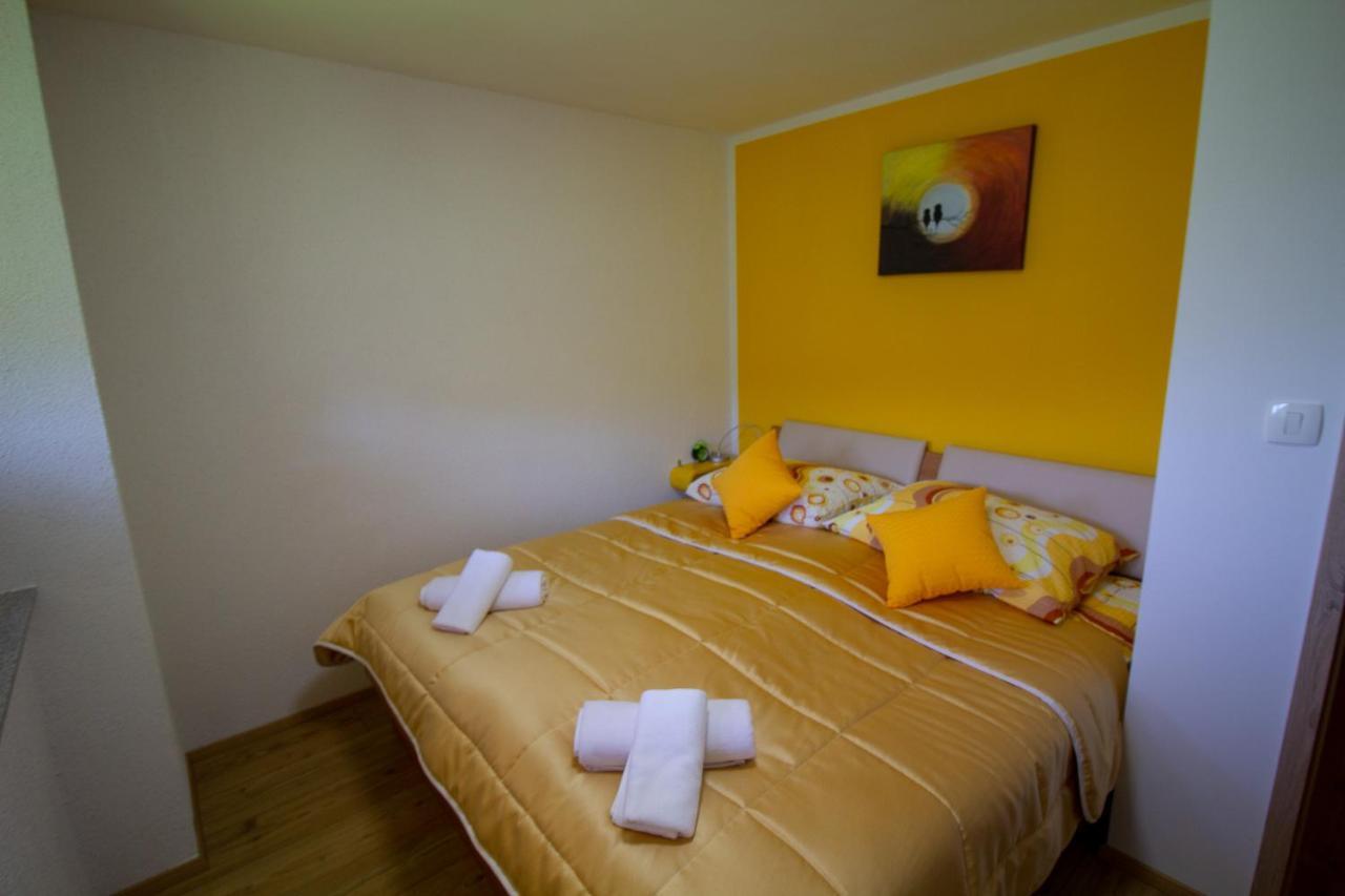 Apartmaji Nena Rocinj Esterno foto